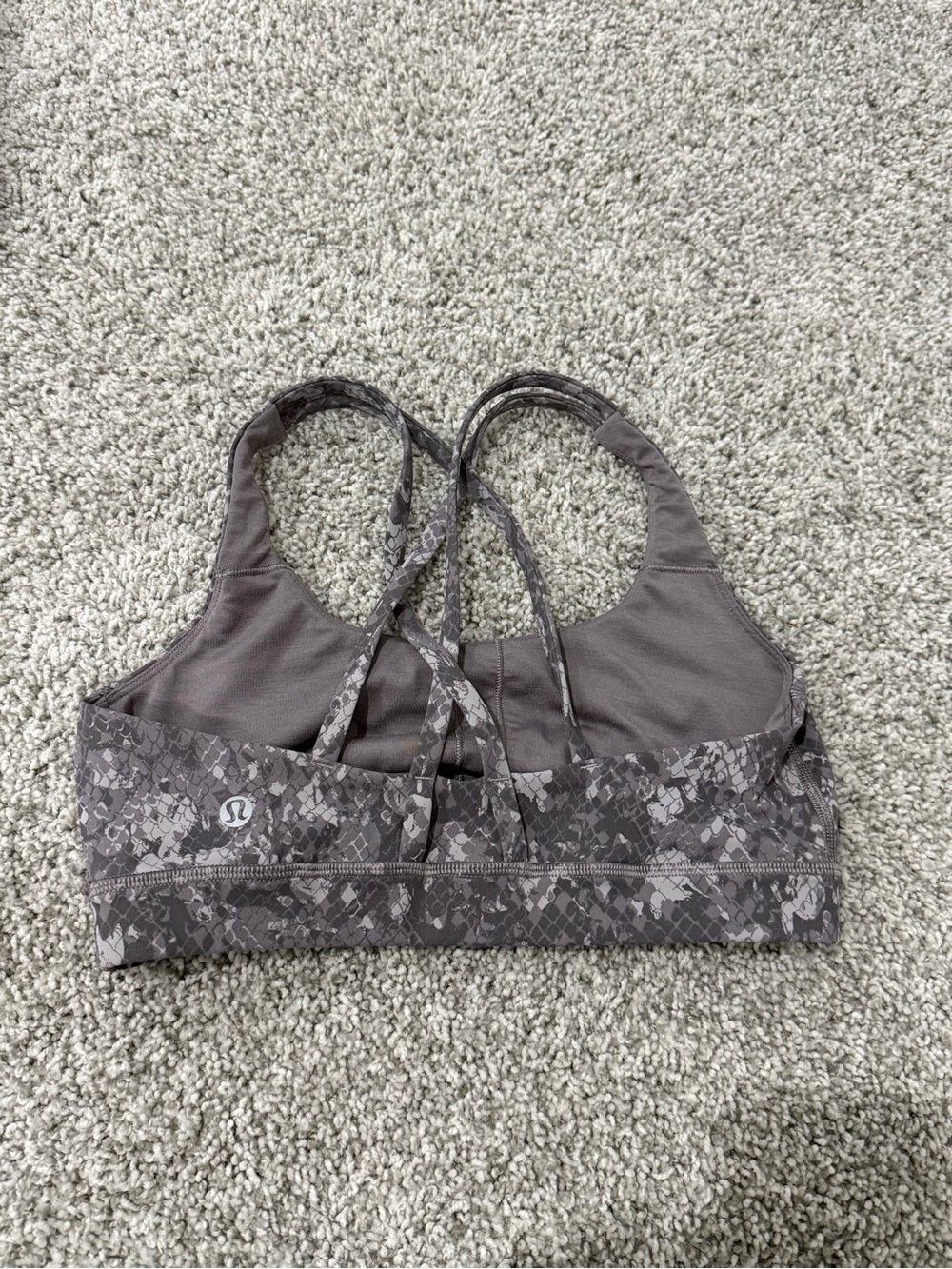 Lululemon sports bra